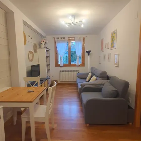 Rasmia Bienvenidos A * 坎弗兰克