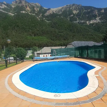 Rasmia Bienvenidos A Canfranc